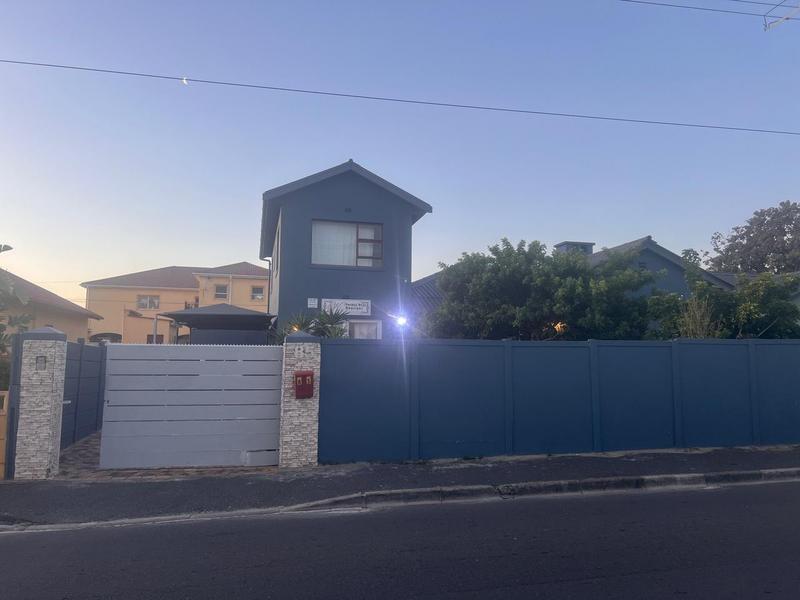 4 Bedroom Property for Sale in Avondale Western Cape